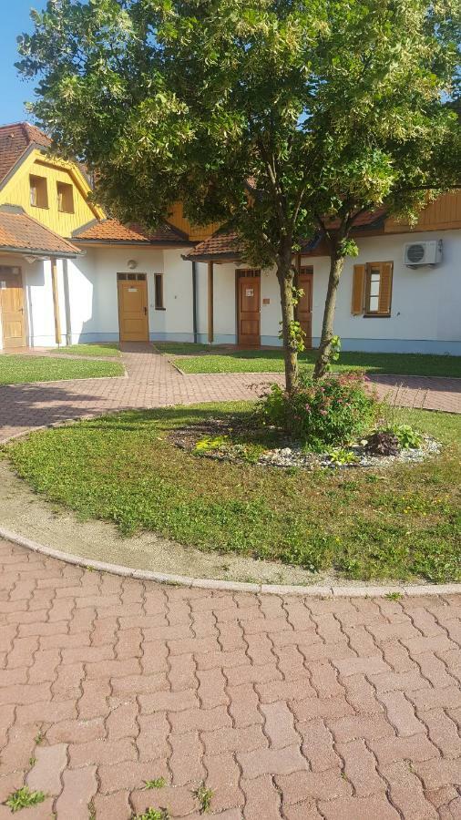 Tulpika 13 Apartamento Moravske Toplice Exterior foto